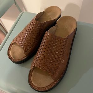 Vintage Woven Leather Clark’s Slides